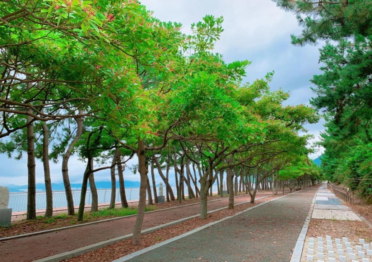 Namhae Sports Park Hotel Exterior photo